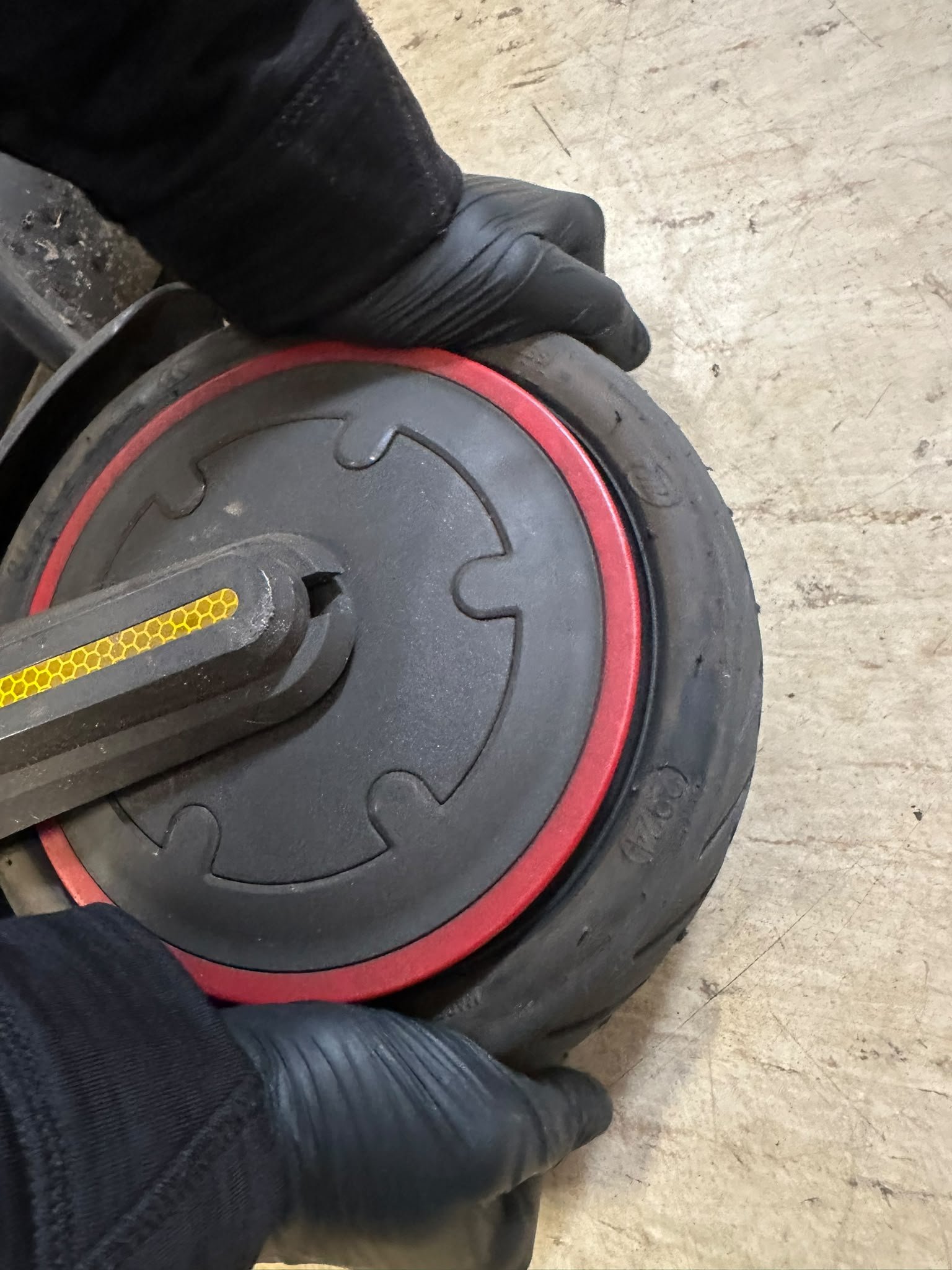 E-Scooter Bremsen Service in Wien – ScooterDoc
